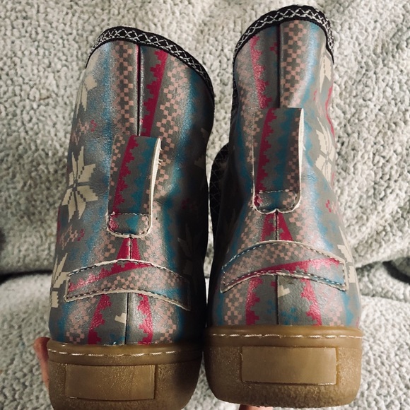 Sherpa lined pull on multi colored boot sz 40 - Picture 5 of 6